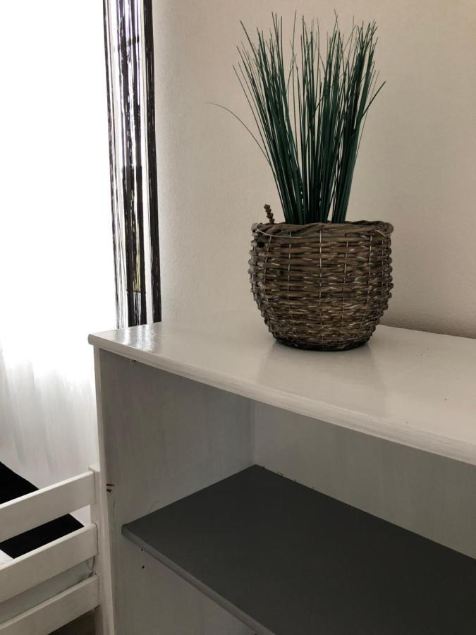 Mija Apartman S Vinnym Sklipkem, Zahradou A Grilem Kájov Eksteriør bilde